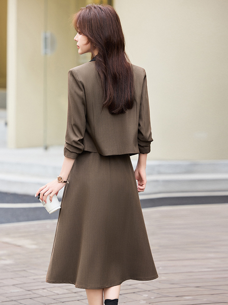 Kadınlar için gri kısa blazer  - Women Formal Wear Shirt And Pant incelemesi ve fiyatı