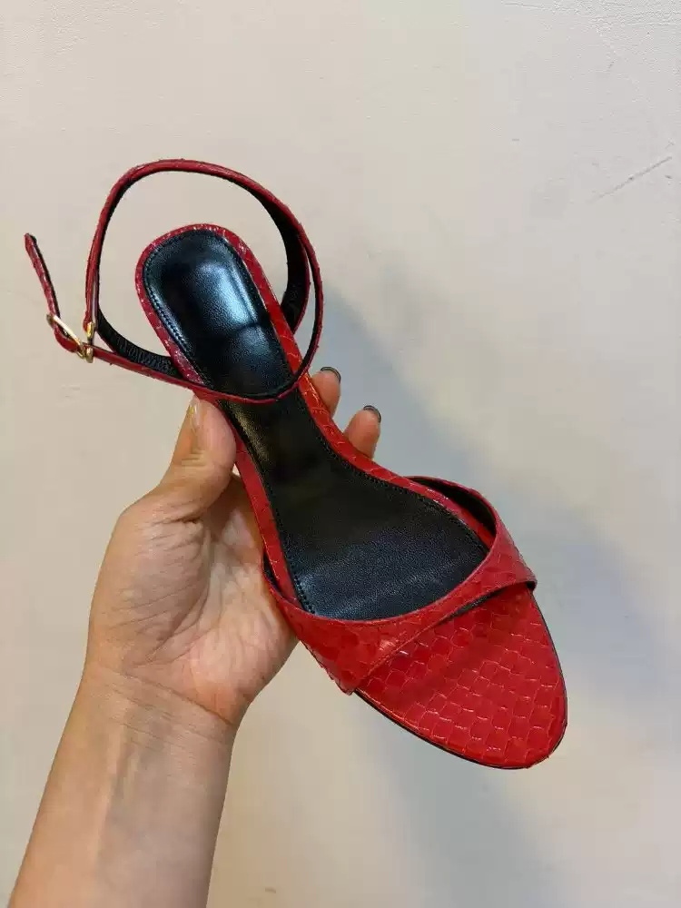 Kadın Kırmızı Rugan Deri Açık  - Kitten Heel Women incelemesi ve fiyatı